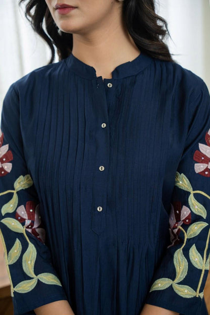 Kurta With Heavy embroidered (Navy blue)