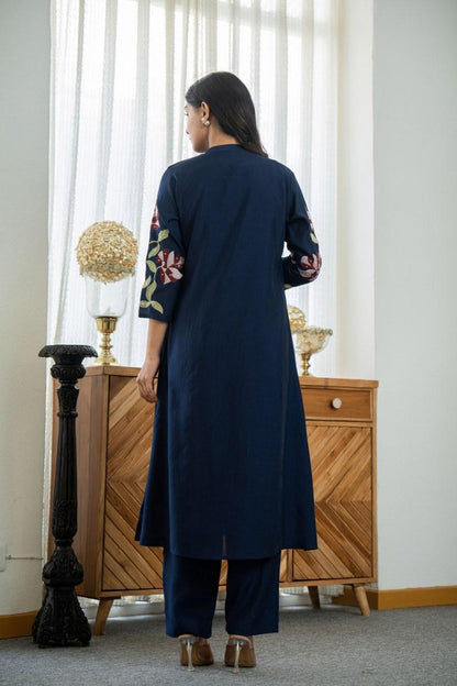 Kurta With Heavy embroidered (Navy blue)