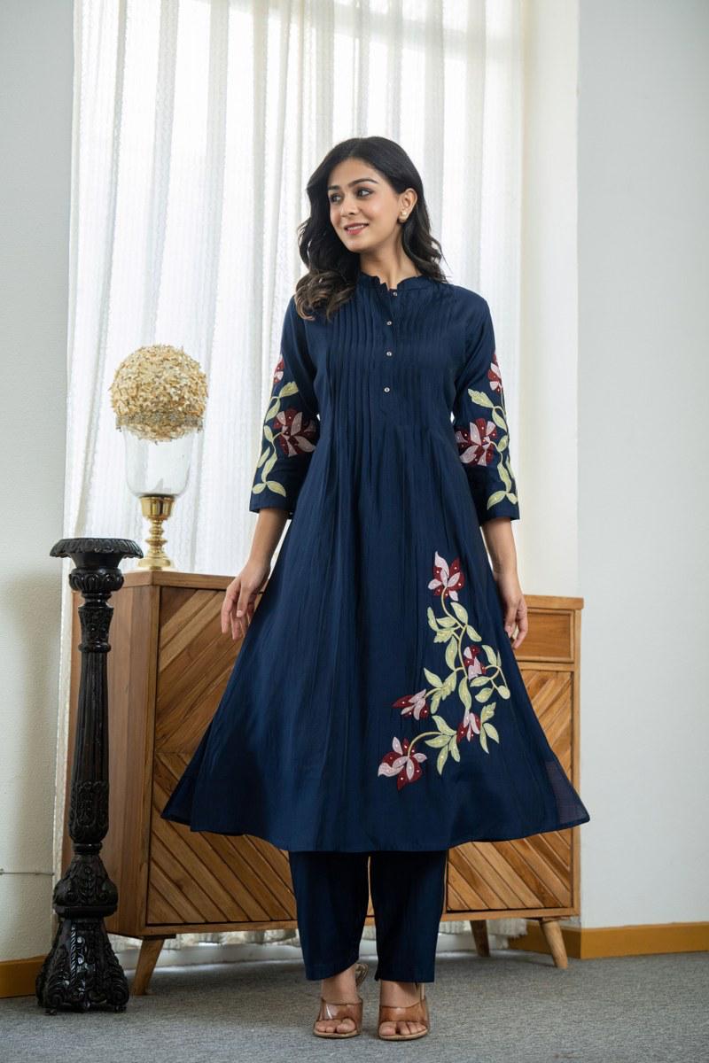 Kurta With Heavy embroidered (Navy blue)